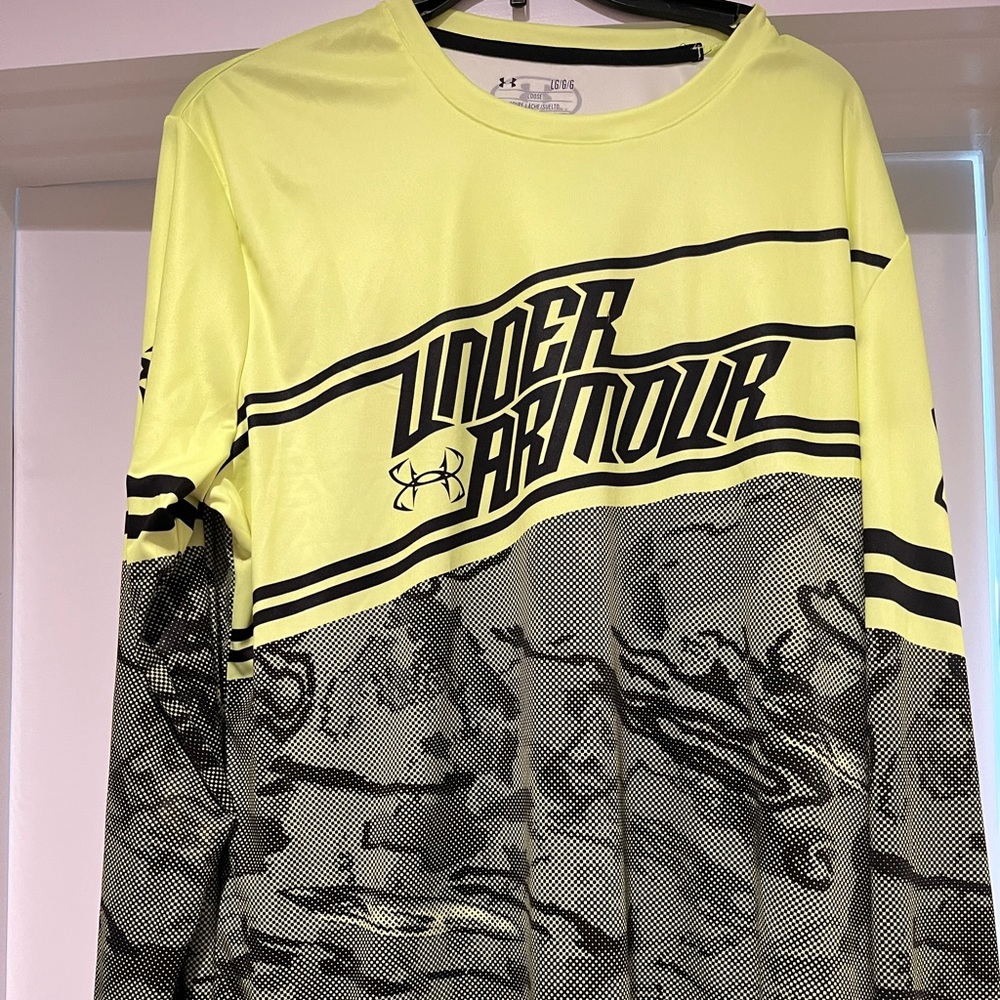 Mens Under Armour Size Large Never Worn